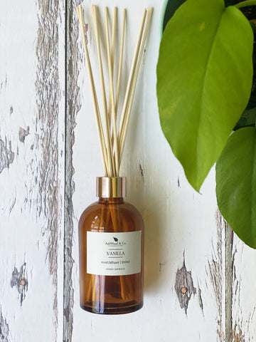 Reed Diffuser - Vanilla - Ashwood & Co. 